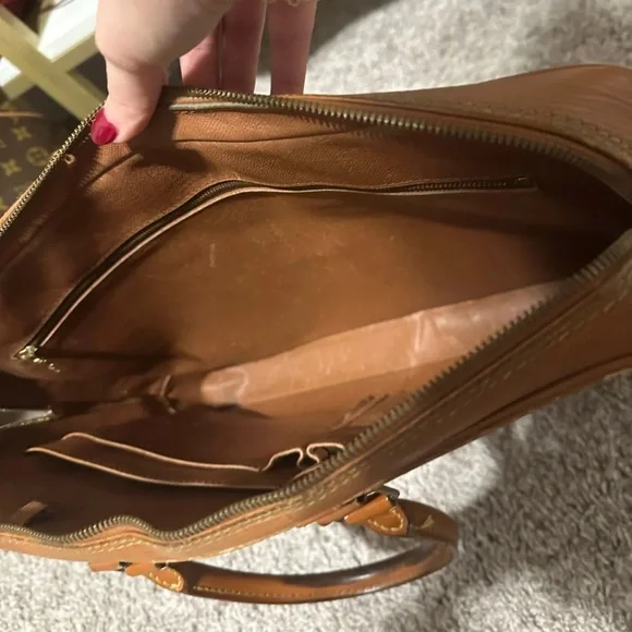 Project Louis Vuitton Epi Serviette Conseiller - Picture 3 of 3